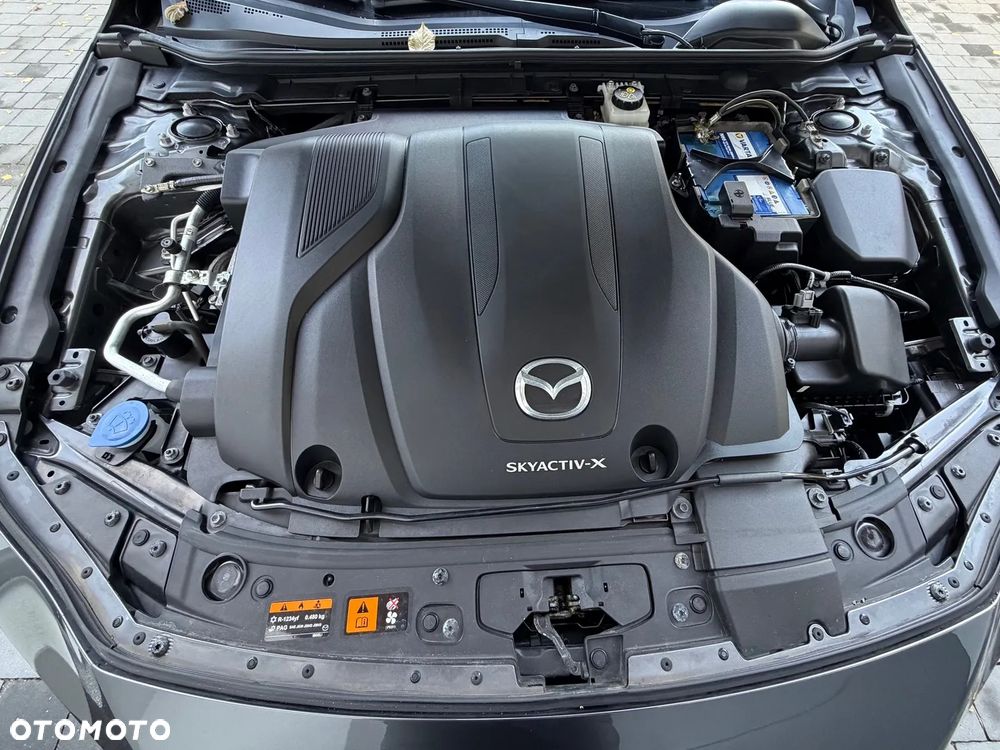 Mazda 3 2.0 mHEV Hikari - 37