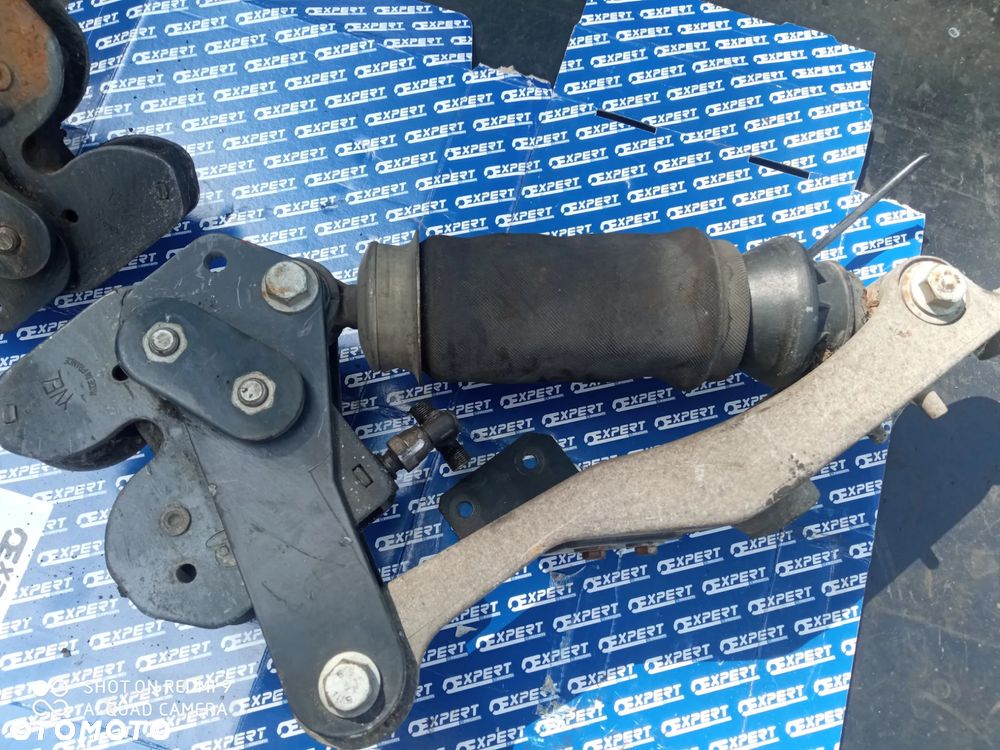 zawieszenie kabiny tył RENAULT premium 420 DCI