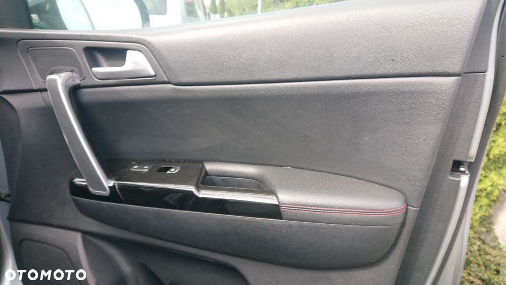 Kia Sportage 1.6 CRDI AWD GT LINE - 19