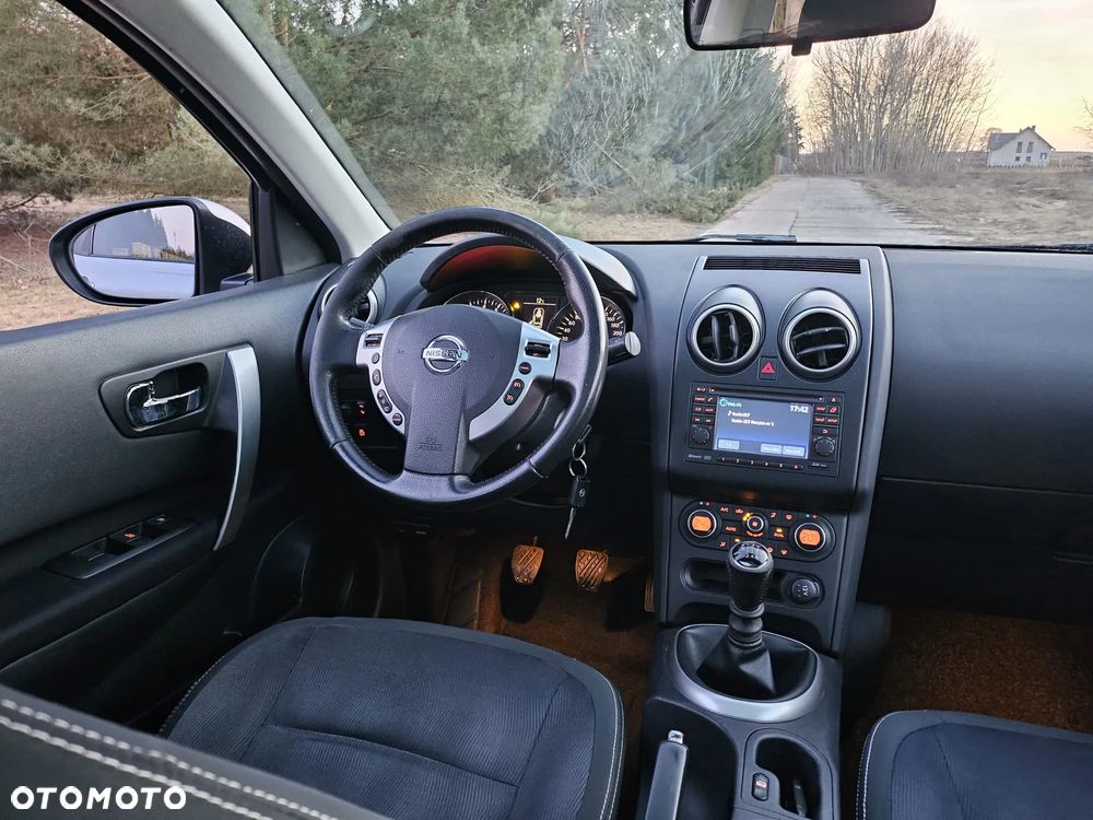 Nissan Qashqai+2 2.0 acenta - 19