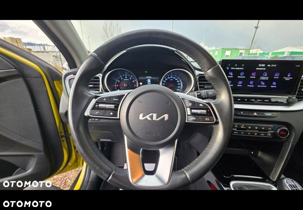 Kia XCeed - 12