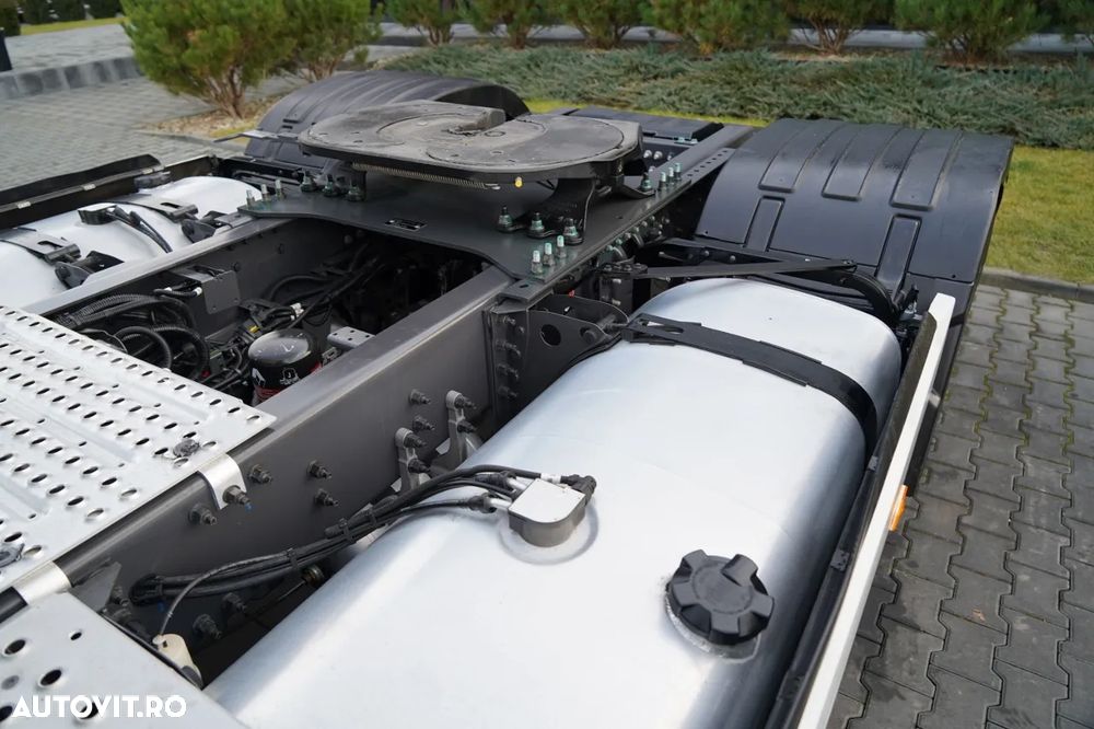 Renault T 520 / RETARDER / JANTE DIN ALIAJ / PIELE / MAXISPACE - 12