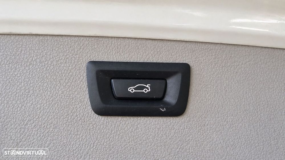 BMW 320 d Line Modern - 26