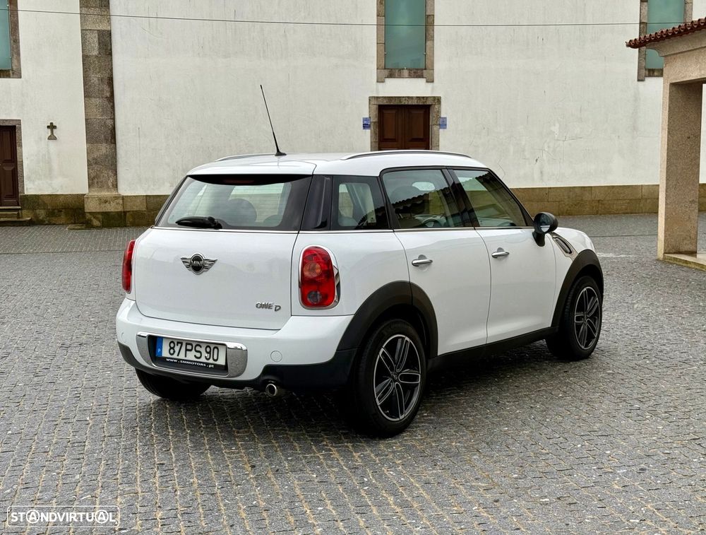 MINI Countryman One D - 4