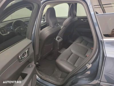 Volvo XC 60 - 6