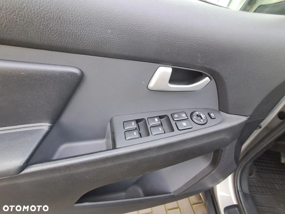 Kia Sportage 1.6 GDI L 2WD - 29