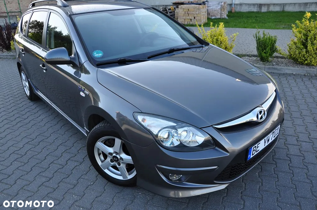Hyundai i30 i30cw 1.6 CRDi blue Classic - 19