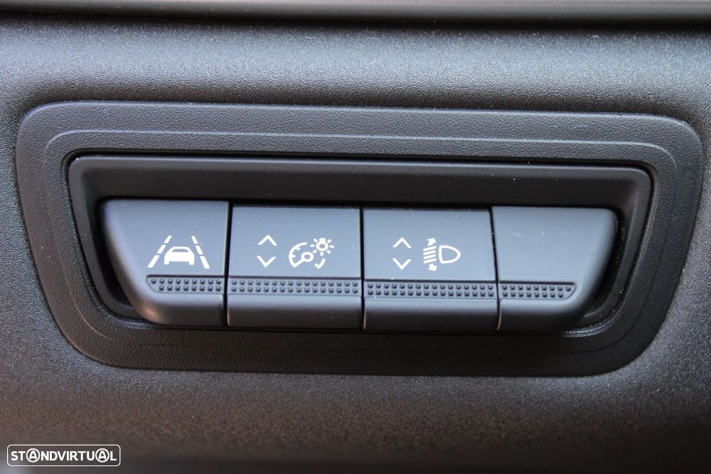 Renault Captur 1.6 E-Tech Intens - 18