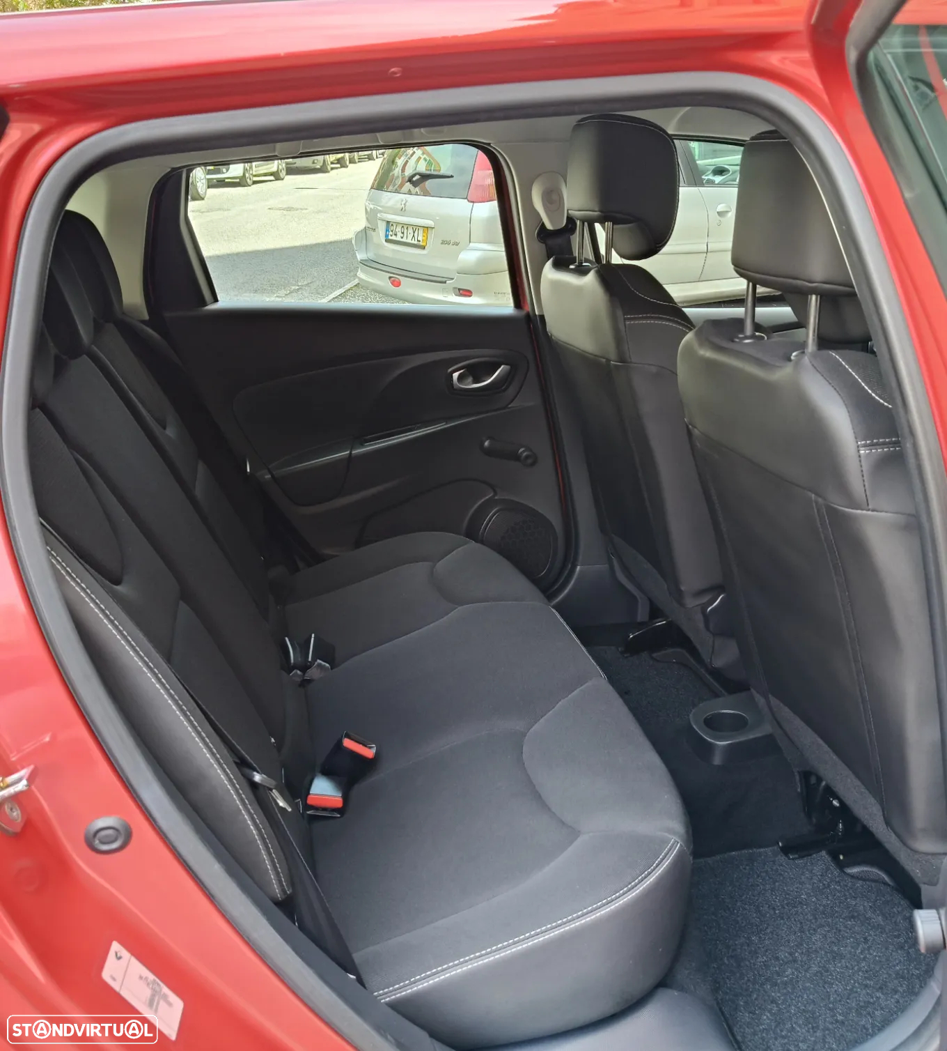 Renault Clio Sport Tourer 0.9 TCE Dynamique S - 20