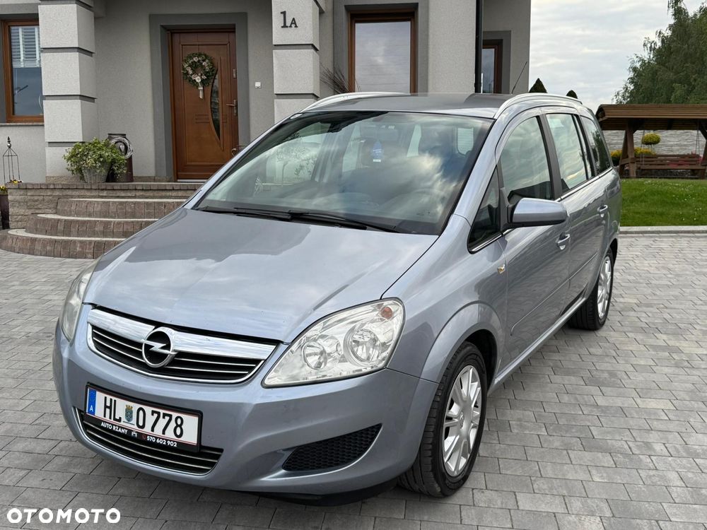 Opel Zafira - 2