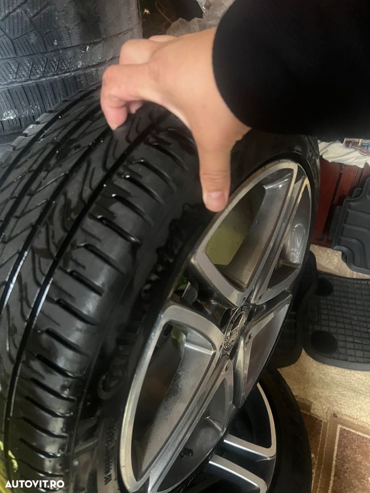 Mercedes-Benz C - 19