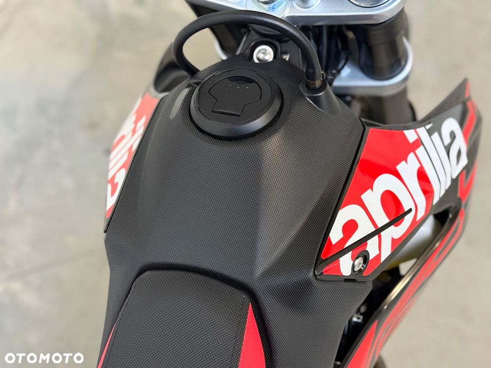 Aprilia SX - 19