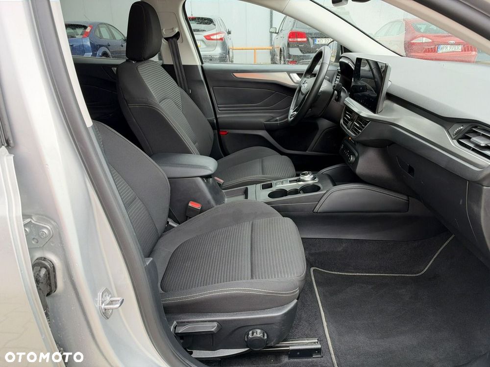 Ford Focus - 20