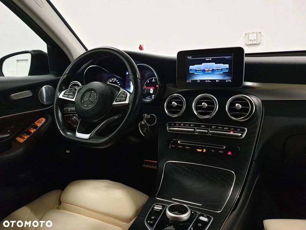 Mercedes-Benz GLC - 2