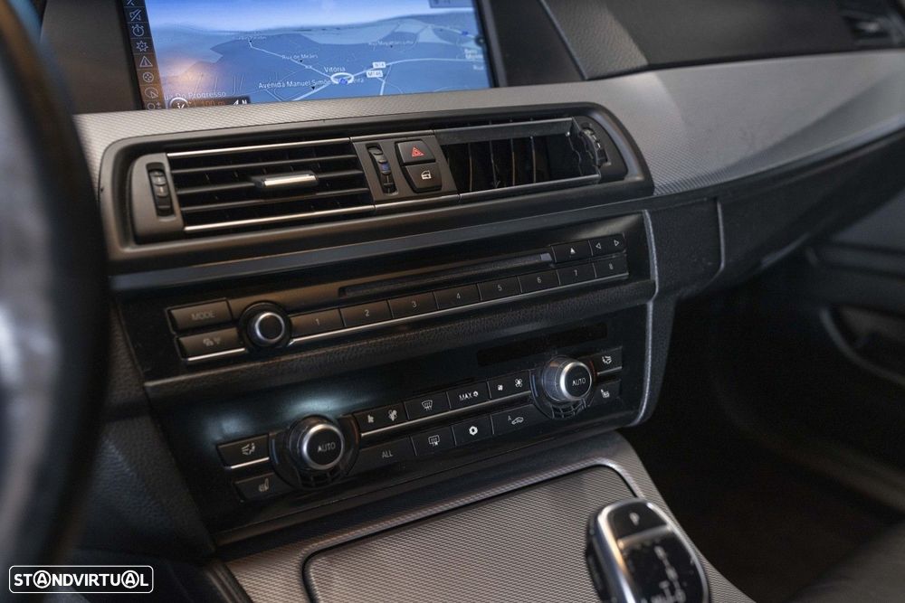 BMW 520 d Pack M Auto - 11