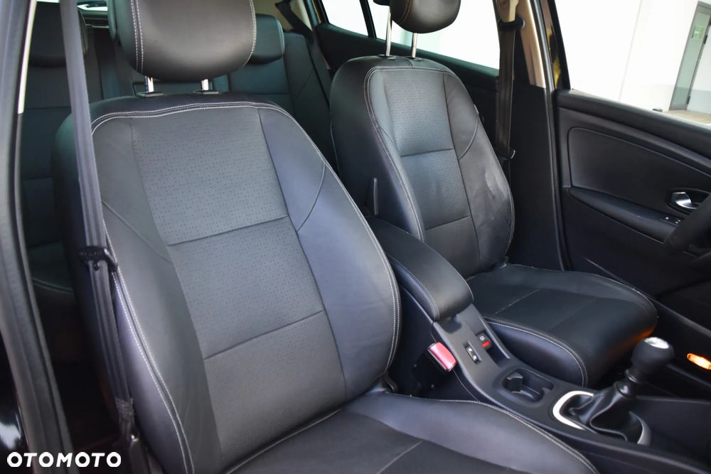 Renault Megane TCe 180 GT - 11