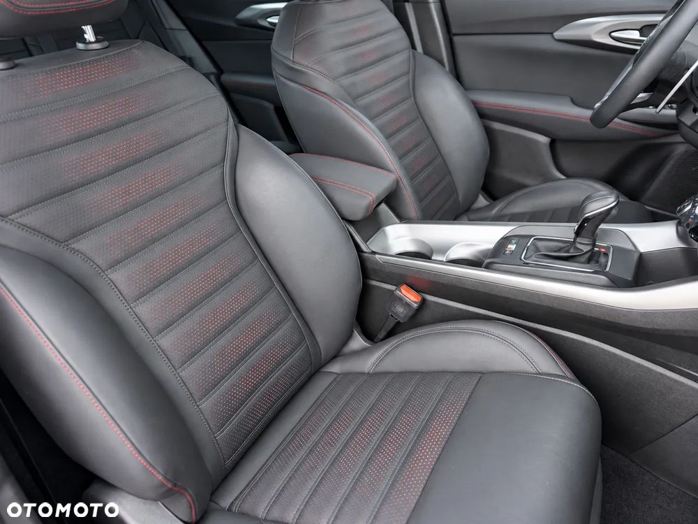 Alfa Romeo Tonale 1.5 T4 GSE mHEV Tributo Italiano DCT - 38