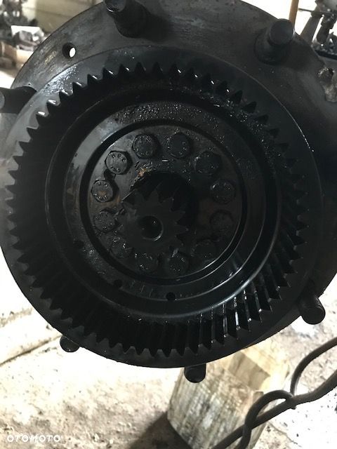 Zwolnica Valtra 900-4 - 5