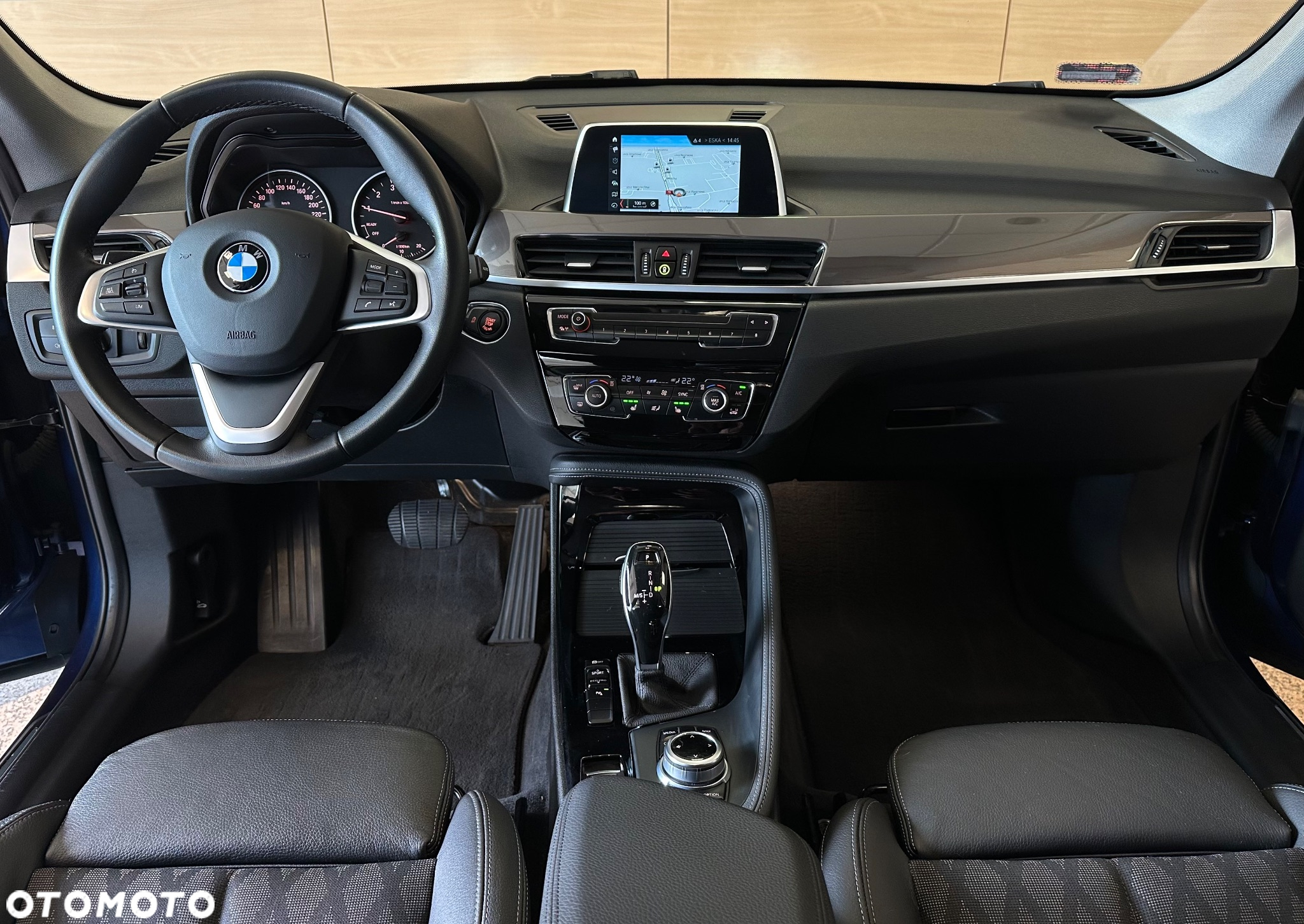 BMW X1 sDrive18i xLine - 12