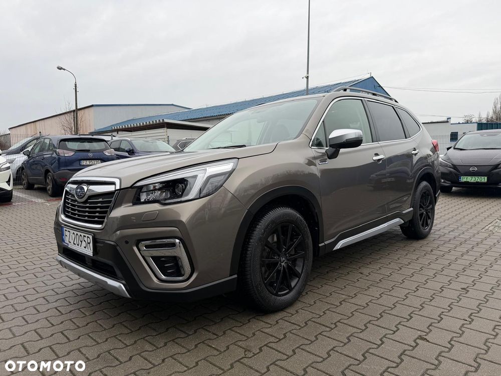 Subaru Forester 2.0i-L Platinum (EyeSight) Lineartronic - 1