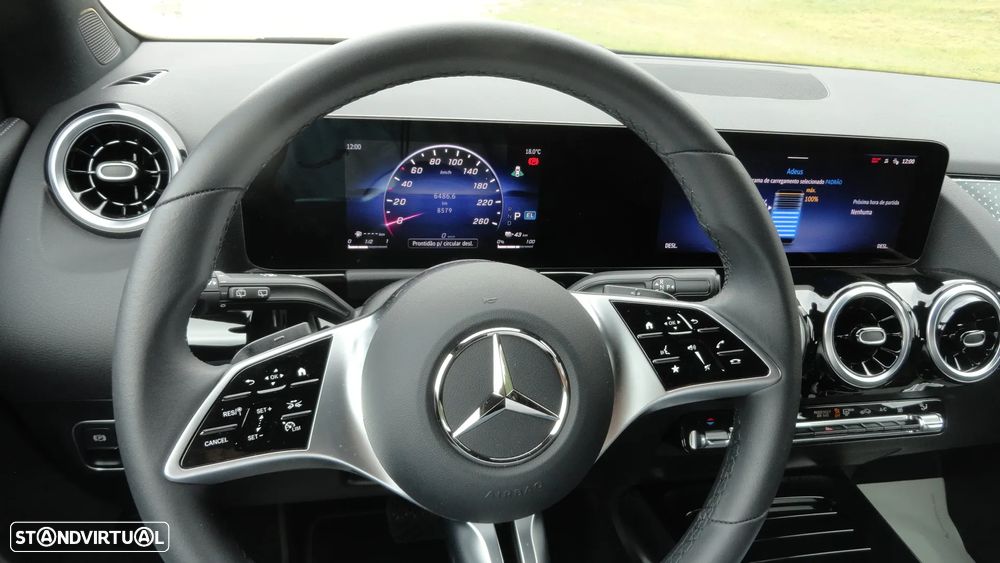 Mercedes-Benz GLA 250 - 11