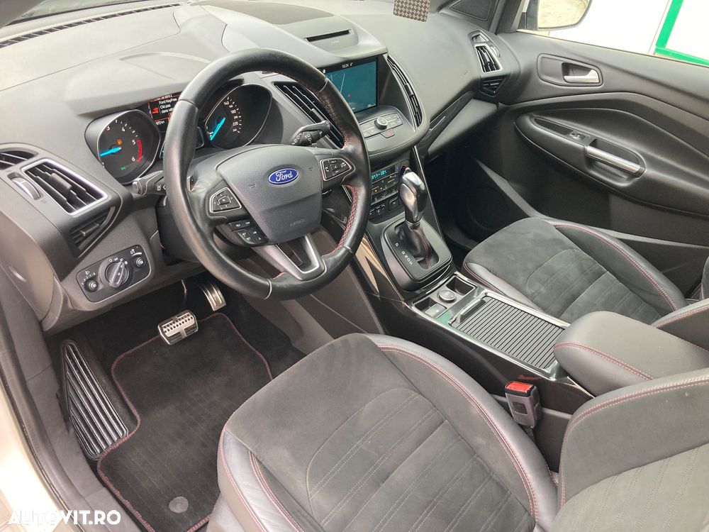 Ford Kuga 2.0 TDCi 4x4 Aut. ST-Line - 14