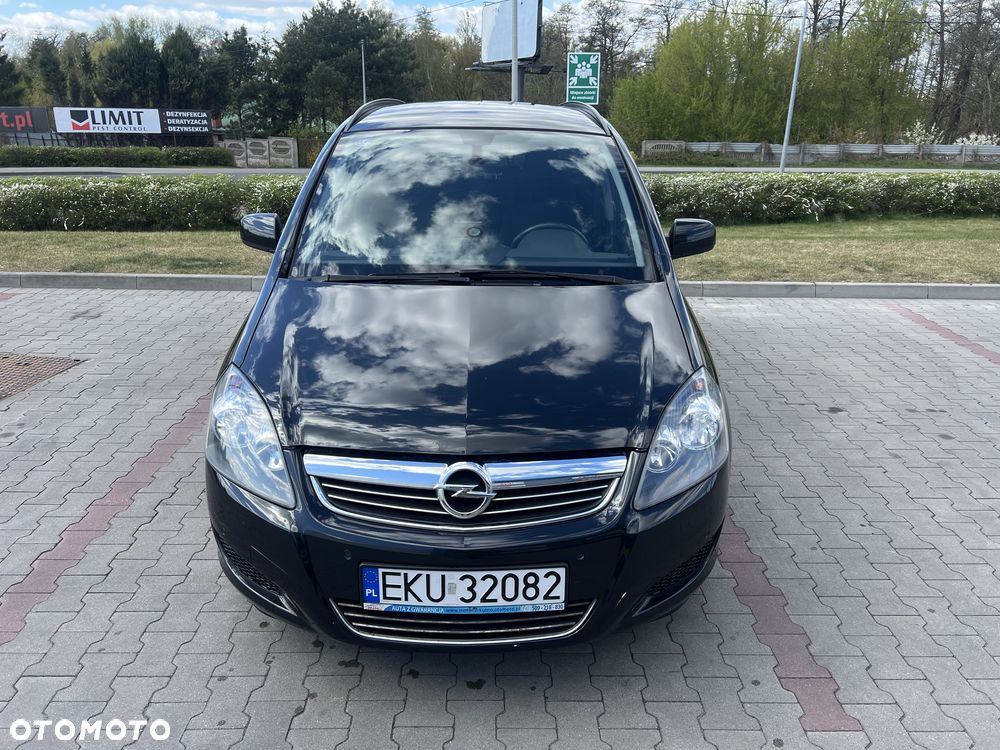Opel Zafira - 1