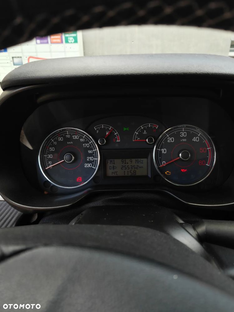Fiat Punto 1.9 JTD Active - 8