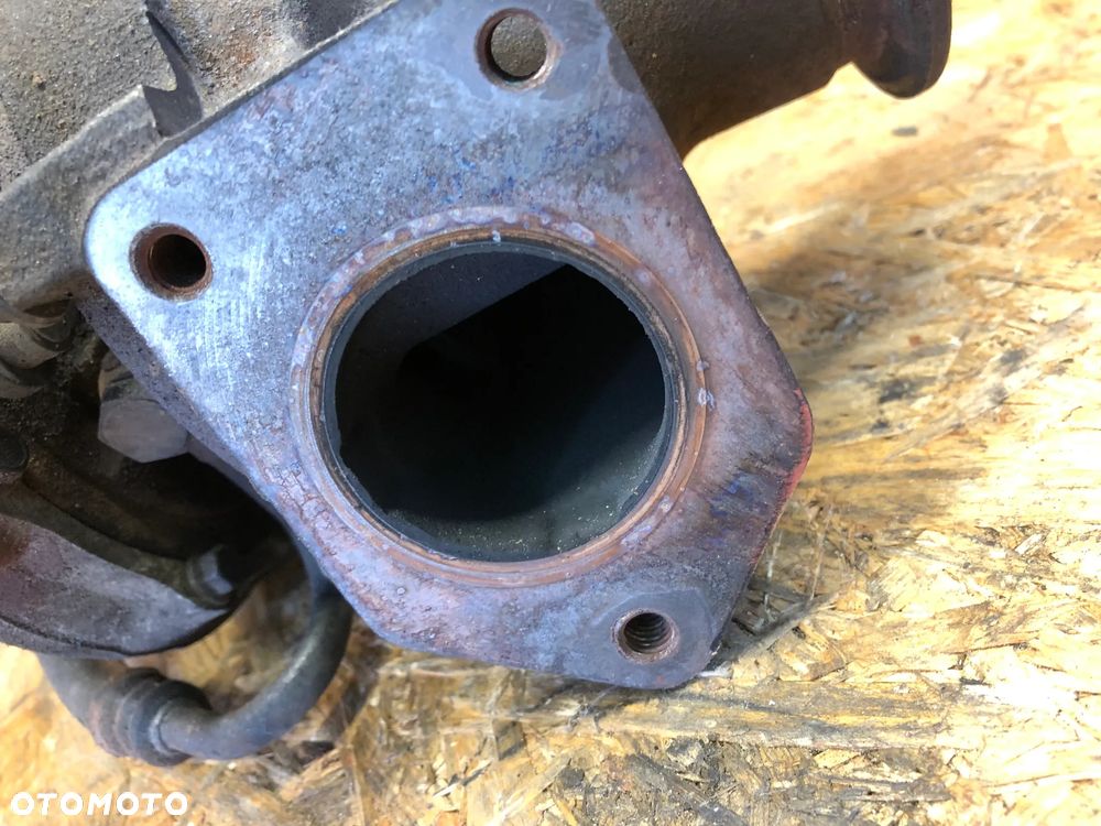 BMW E90 E91 E92 E93 2.0D N47 TURBOSPRĘŻARKA TURBO - 8