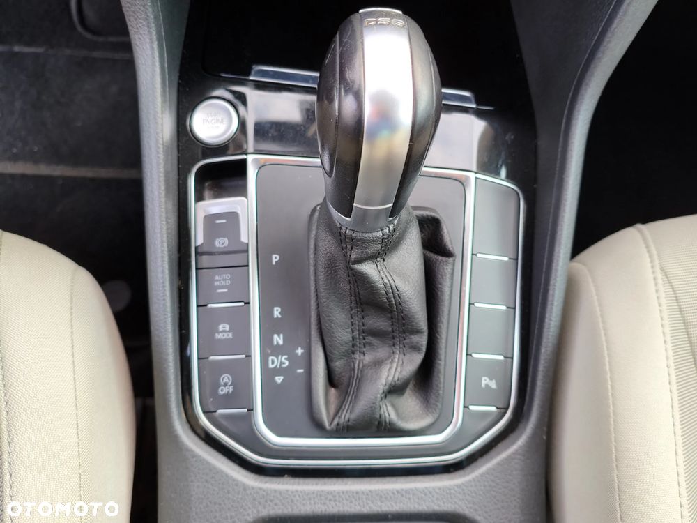 Volkswagen Golf Sportsvan - 22