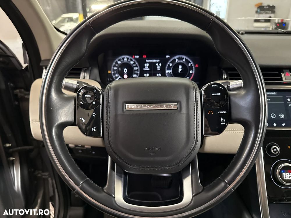 Land Rover Discovery Sport - 17