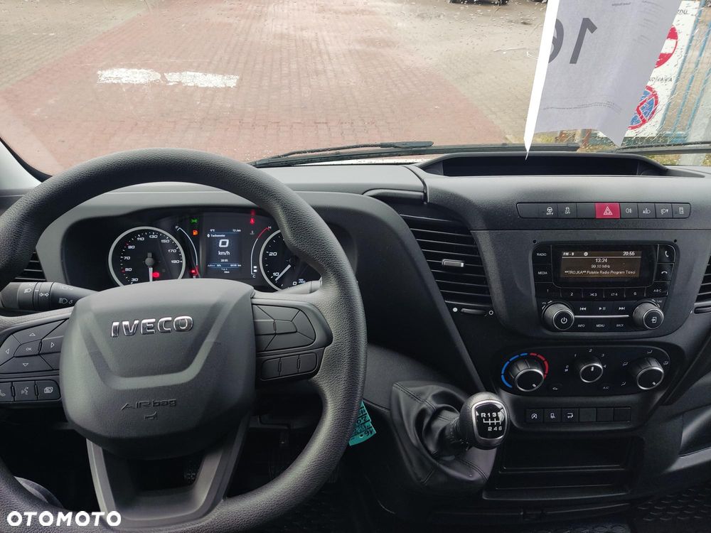 Iveco Daily 35c16 kontener - 7