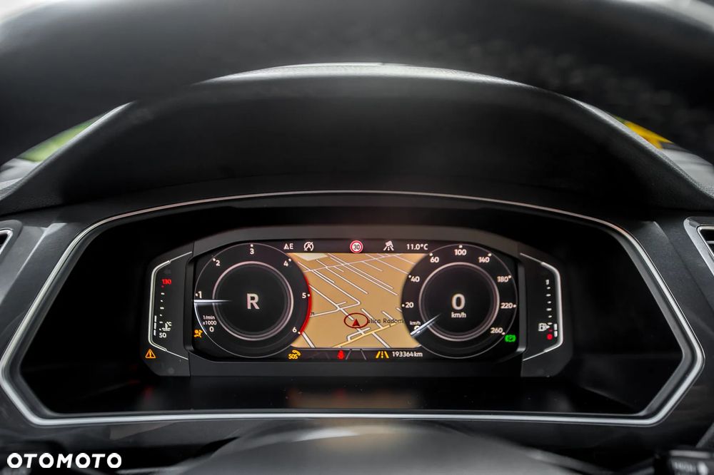 Volkswagen Tiguan 2.0 TDI SCR 4MOTION DSG Highline - 29