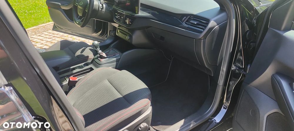 Ford Focus 1.5 EcoBlue Start-Stopp-System ST-LINE X - 13