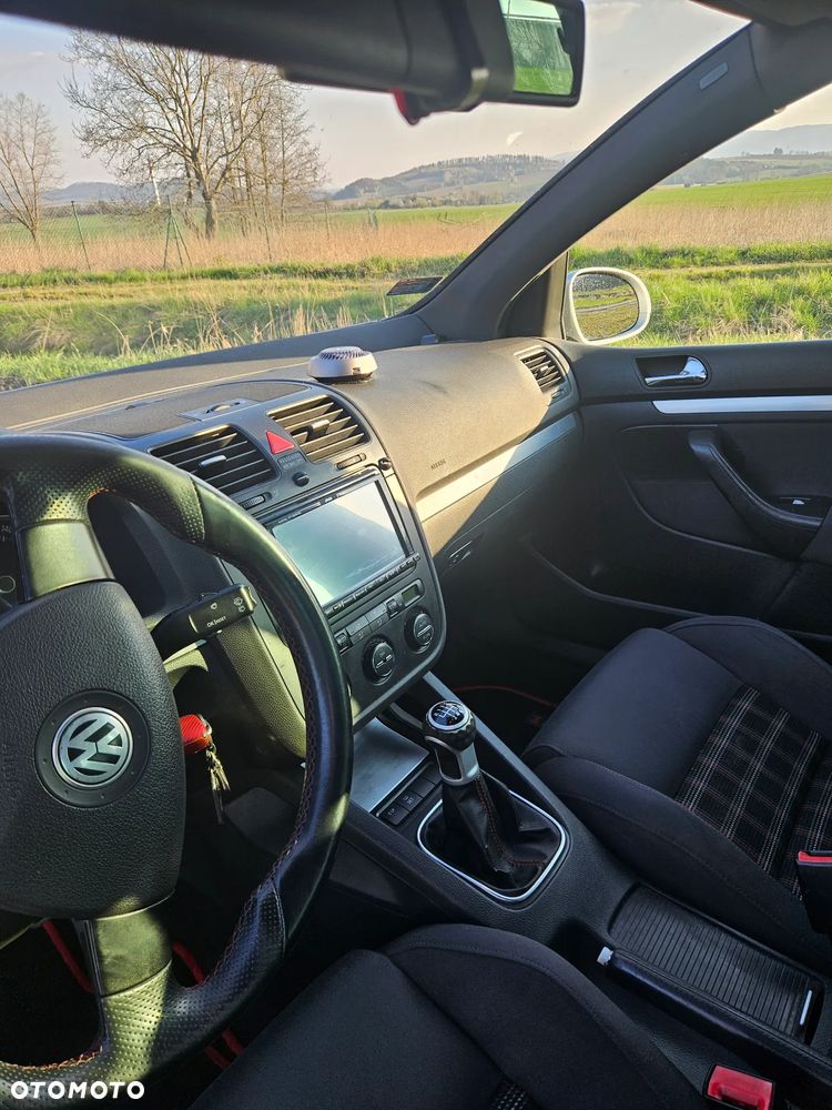 Volkswagen Golf 2.0 TSI GTI - 8