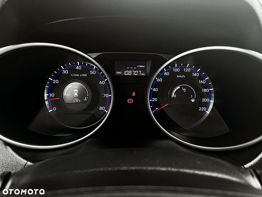 Hyundai ix35 - 22