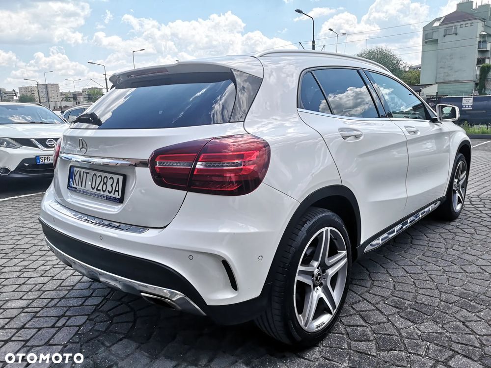 Mercedes-Benz GLA 220 4-Matic - 2