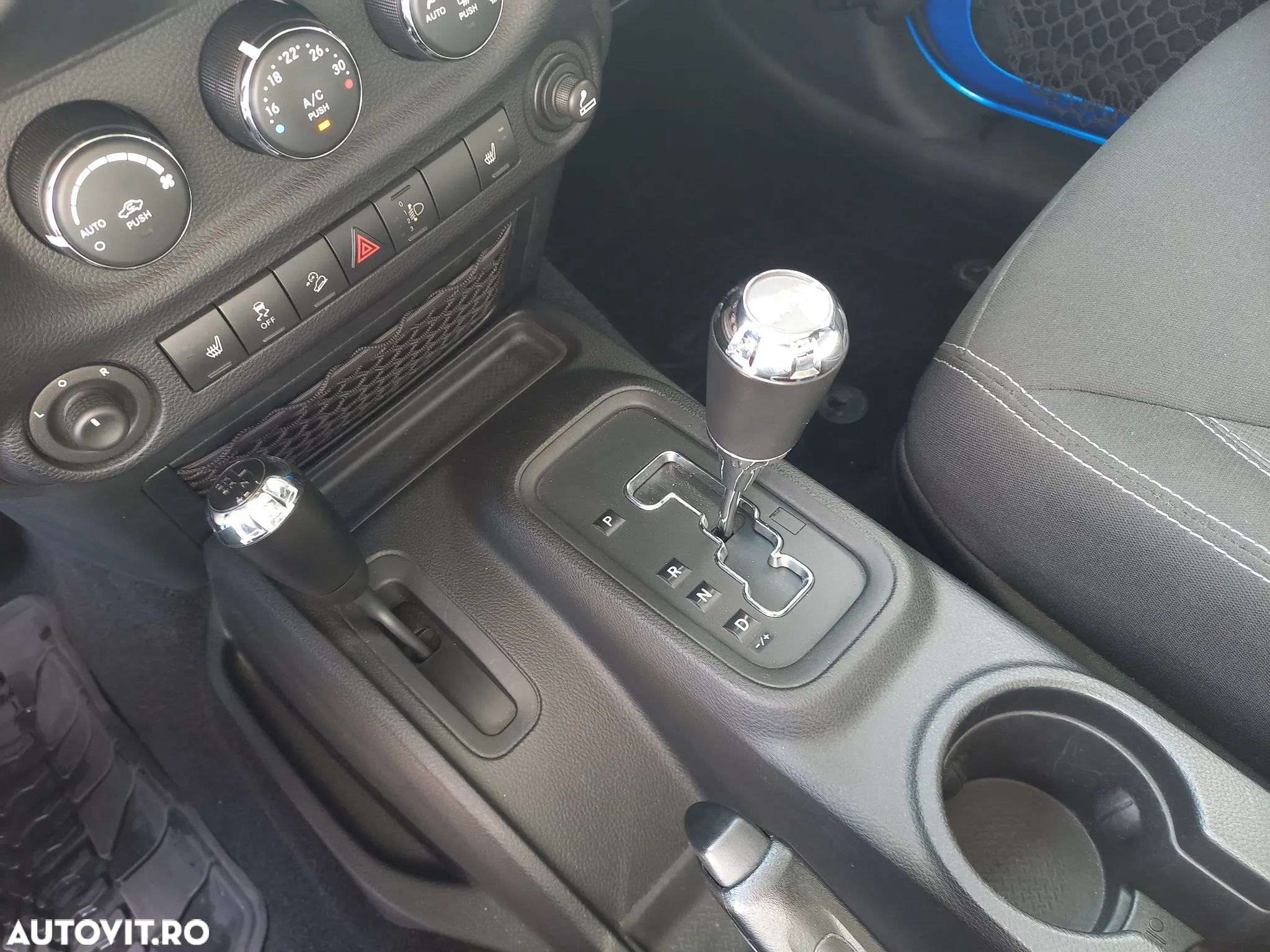 Jeep Wrangler 2.8 CRD AT Rubicon - 18
