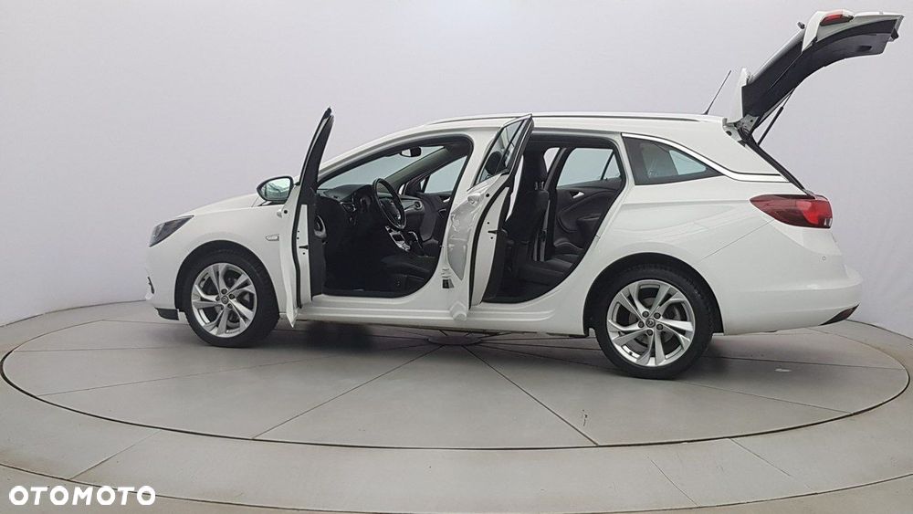 Opel Astra - 11