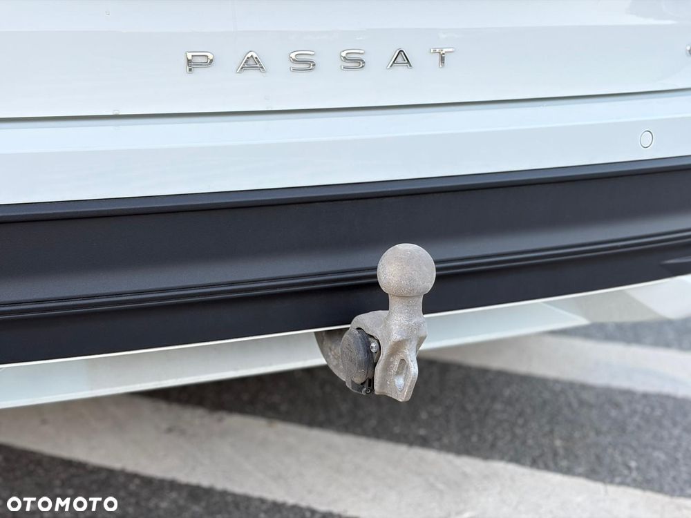 Volkswagen Passat - 8