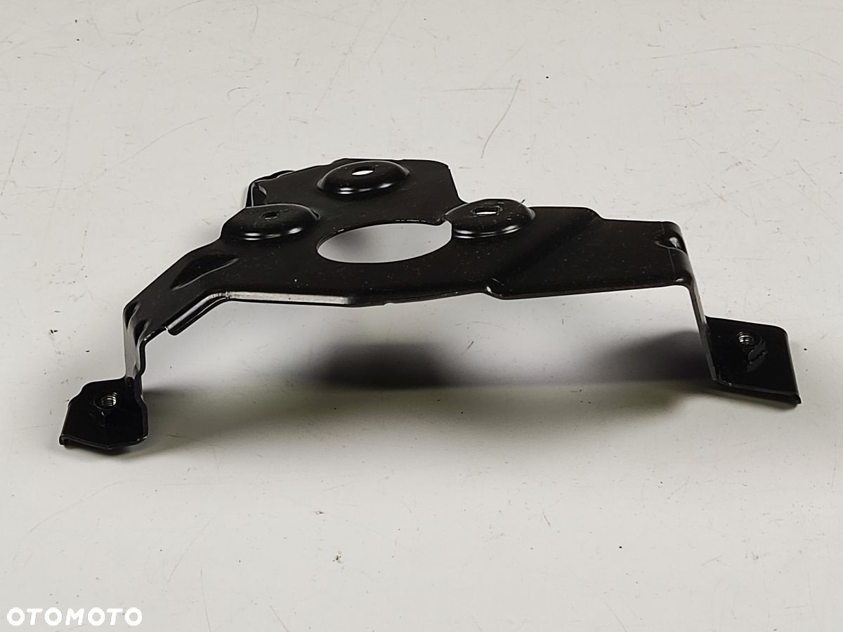 VOLVO XC40 17-21r Mocowanie Wspornik Konsoli - 5