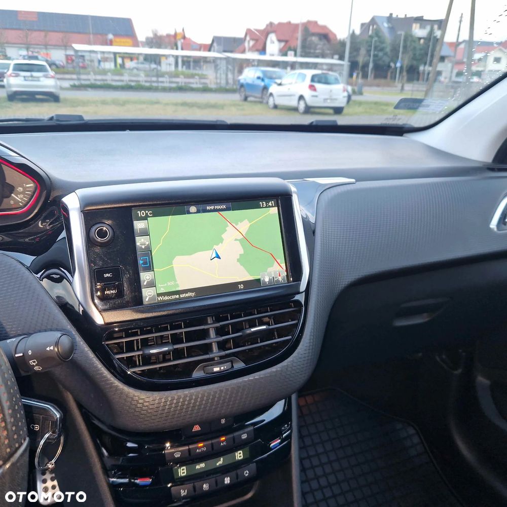 Peugeot 2008 PureTech 110 Stop&Start GT-Line Edition - 9