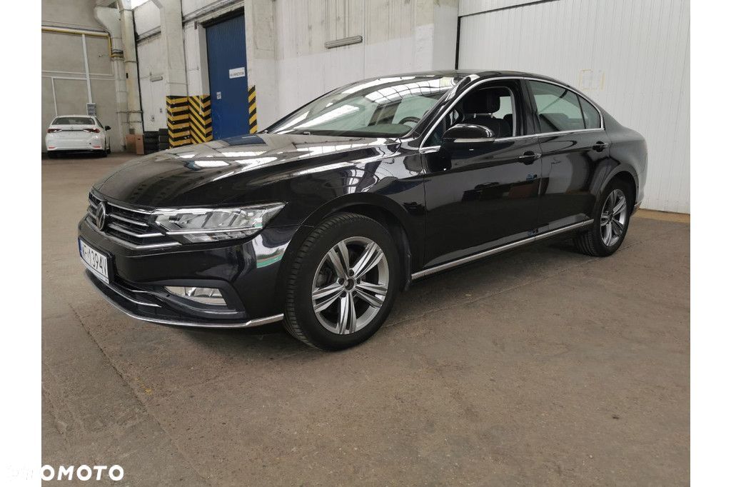 Volkswagen Passat 2.0 TSI Elegance DSG - 1