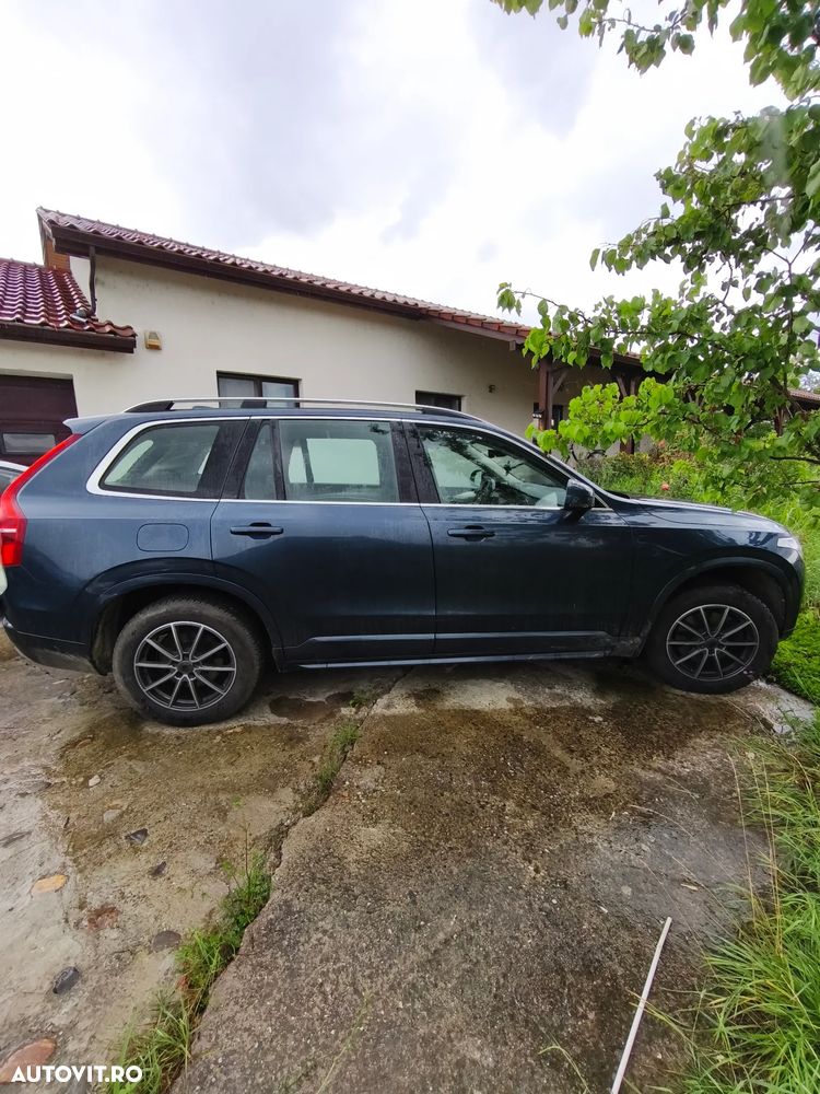 Volvo XC 90 - 4