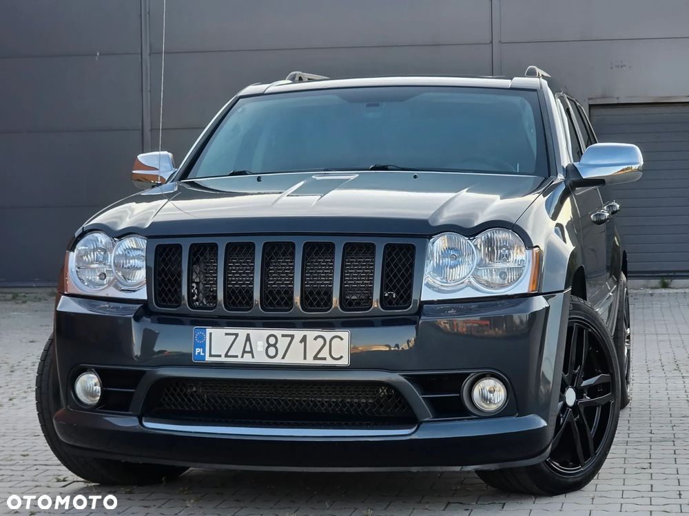 Jeep Grand Cherokee - 17