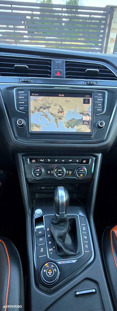 Volkswagen Tiguan 2.0 TDI SCR 4Motion DSG Highline - 12