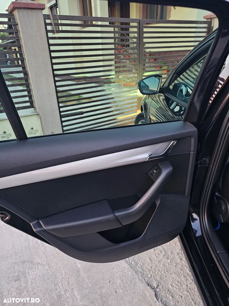 Skoda Octavia 2.0 TDI DSG Sport Edition - 13