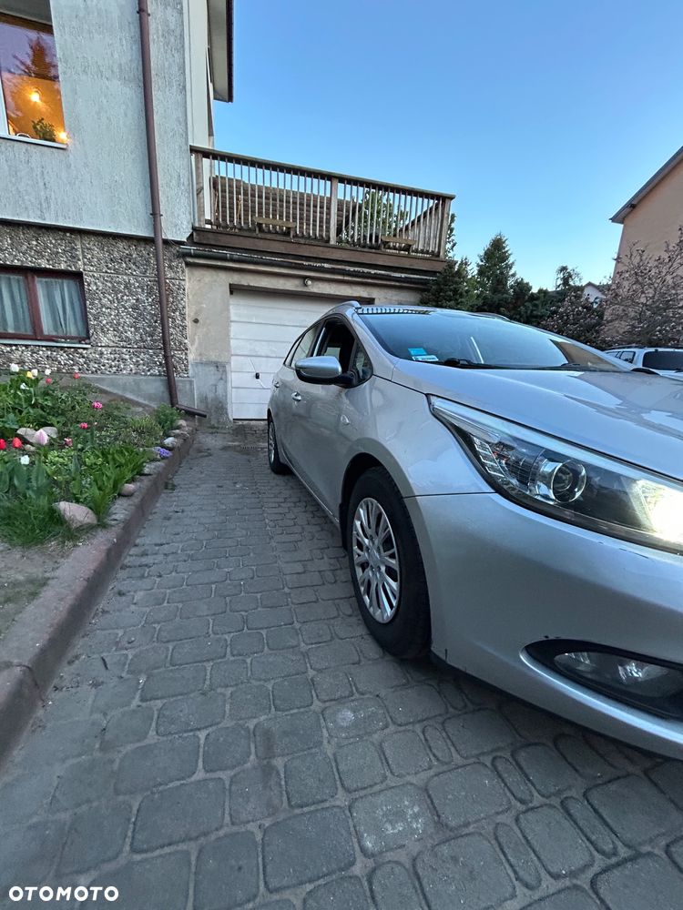 Kia Ceed 1.6 GDI S - 8