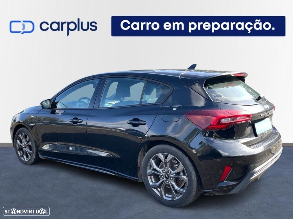 Ford Focus 1.0 EcoBoost MHEV ST-Line - 2