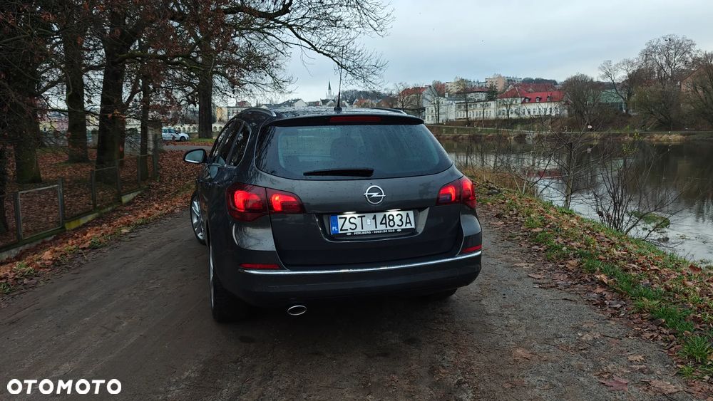 Opel Astra 2.0 CDTI Sport - 10